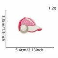 Roze en witte golfpet geborduurde patch met afmetingen 3,8x5,4 cm - Roze Hoed Stijl (2#)
