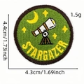 Toppa ricamata rotonda Stargazer con telescopio e stelle per abbigliamento outdoor - Stile Osservatore di Stelle Astronomia (AZ2507E5-2-17#)