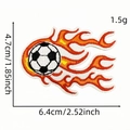Fußball-Flamme-Stickpatch für Kleidung, 6,4x4,7 cm groß, mit lebendigen Stickereidetails - Flamme Fußball Stil (AZ2507E9-1)