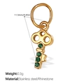 Schlüsselanhänger aus 18K vergoldetem Edelstahl mit vier grünen Strasssteinen und Ring - Grüner Strass Goldener Schlüsselstil (PJ520GNG)