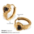 Boucles d'oreilles cœur en acier doré avec zircon noir serti et détails en relief - Style Créole Cœur Zirconium Noir (EH1144BKG) / Or