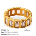 Anillo de acero inoxidable dorado con circonitas rectangulares y textura cepillada - US 6 / Estilo Cuadrado de Zirconia Blanca