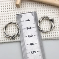 Detalle del anillo corazón de espinas en plata vintage con relieve y medida de 20mm - Anillo de Espinas de Vid Redondo (7486) / 1 Pieza/Paquete (23x20mm) / Plata antigua