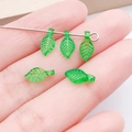 Ciondoli a foglia verde in acrilico con venature naturali per la creazione di gioielli - Mini Foglia Verde Scuro