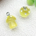 Colgante de hongo amarillo en resina con puntos blancos para la creación de joyas DIY - Amarillo