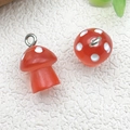 Colgante de hongo rojo de resina con lunares blancos y aro metálico para bisutería DIY - Seta Luminosa Roja Pequeña