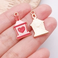 DIY Valentinstag Herzanhänger in Laternenform mit Emaille und goldener Metallrückseite - Rosa Emaille Herz Laterne / 23x12x1mm (25168)