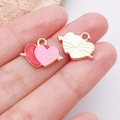 DIY Herzanhänger für Valentinstag mit roter Emaillierung und goldener Ätzung - Rot Rosa Doppelherz Pfeil / 12x17x1mm (25206)