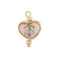 Détail du pendentif cœur en céramique blanche avec motif floral peint à la main et anneau doré - Style Coeur Floral Violet (A6)