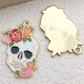 Detail of skull pendant with colorful floral enamel and golden metallic back texture - Peony Skull Style (18163)