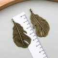 Vintage bronze alloy feather charms with realistic texture and scale measurement - Antique Bronze (133)