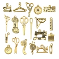 Vintage bronzen naaihanger set met scharen en naaimachine voor DIY sieraden maken - 20 stuks Gemengde Antiek Goud Naaiserie (SN912)