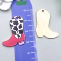 Retro-Anhänger aus Legierung als Cowboystiefel mit Kuhmuster für DIY-Schmuck und Schlüsselanhänger - Rosaroter Bedruckter Stiefel (23768)