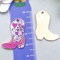 Cowboystiefel-Anhänger aus Legierung in Rosa und Weiß mit Herzmuster und Goldrand - Lila-Rosa Herzbedruckter Stiefel (23773)