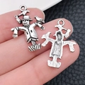 Vintage zilveren vogelverschrikker hanger voor het maken van DIY sieraden - Vogelverschrikker Hanger (10860)