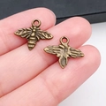 Pendentifs abeille en bronze avec anneaux pour bijoux DIY, colliers et bracelets - Forme d'Abeille 16x13mm (1712)