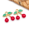 3D-Kirsch-Anhänger für Schmuckherstellung mit Goldfinish und leuchtend rotem Emaille-Detail - Roter Kirsch-Anhänger (T1535) / 1 Stück (14x15mm)