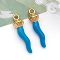 Sky blue enamel Italian horn cornicello pendant charms with gold-plated metal finish - 珐琅大号辣椒 (T1487) / 8x30x7mm / Blue