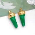 Pendentifs en corne émaillée verte avec placage d'or pour la fabrication de bijoux - 珐琅小号辣椒 (T1528)