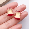 Pendentifs trognon de pomme en résine rouge et blanc avec anneaux argentés pour bijoux - Trognon de Pomme en Résine Rouge 18x11mm 1.1g