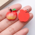 Colgantes de manzana roja de resina con hoja verde y anillas de metal plateadas - Manzana de Resina Roja 22x18x6mm 1.3g