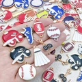 Pendentifs de sport en émail variés comme le baseball et le football pour bijoux DIY - Série Sportive Émaillée (SN1308)
