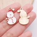 Colgante de muñeco de nieve miniatura para pulseras DIY con acabado de esmalte rojo y oro - Muñeco de nieve de Navidad blanco