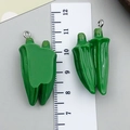 Colgantes de okra de resina verde con anillos de metal para creación de joyas DIY - Okra Estereoscópica Verde