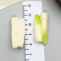 Colgante mini brote de bambú de resina con anillo de metal para accesorios de joyería - Zizania Estereoscópica Blanco Verde