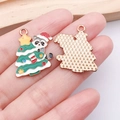Christmas enamel charm with raccoon and tree motif on gold-plated alloy for DIY crafts - Green Christmas Tree Raccoon (25271)
