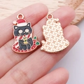 Pendentif chat noir de Noël avec bonnet de Père Noël et écharpe en alliage émaillé - Chat Écharpe Bougie Noir (25259)