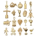 Set de 20 colgantes vintage de aleación dorada con botellas de vino y copas de vino - Set Temático de Vino (SN872) / Juego de 20 Piezas / Oro KC
