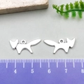 Antique silver fox animal pendant charm for DIY jewelry with size measurement tool - Fox Pendant (10370)
