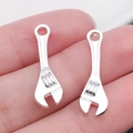 Pendentifs breloques en forme de clé en alliage argenté pour bijoux DIY - Style Clé (20403)