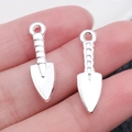 Pendentifs en alliage argenté en forme de pelle pour bricolage de bijoux et porte-clés - Style Pelle (20405)