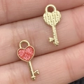 DIY heart key charms in gold and red glitter finish for jewelry making - Pink Glitter Key (21491) / 16x7mm