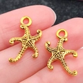 Par de colgantes de estrella de mar en aleación de oro viejo con textura de puntos - Estrella de Mar Océano Oro Antiguo (20732)
