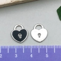 DIY Herzschloss-Anhänger in schwarzer Emaille und Silber-Finish mit Größenmaßstab - Schwarzes Herzschloss (21890) / 11x13mm