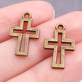 Colgante de cruz hueca de aleación de bronce antiguo para collares y pulseras DIY - Estilo Cruz Hueca (20317)