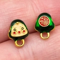 Macro de pendentifs en émail vert avec caractère Fu et bordures dorées pour bijoux DIY - Zongzi Souriant Petit (22633)