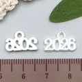 Paire de pendentifs argentés année 2026 pour bijoux DIY avec échelle de mesure - Argent Brillant 2026