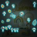 Adesivi murali funghi acquerello fluorescenti che brillano di blu in una stanza buia - Blu / 20*30cm
