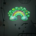 Stickers muraux arc-en-ciel lumineux avec nuages et cœurs brillant dans le noir - Style Lueur Verte (MG-YP049)