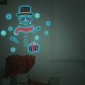 Adesivo murale natalizio luminoso con pupazzo di neve e fiocchi che brillano nel buio - Stile Pupazzo di Neve Luminoso Blu (MG-YP079)