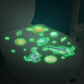 Autocollants fluorescents de dinosaures et planètes brillant sur un abattant de toilettes - 20*30cm / Vert