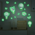 Luminous wall stickers with hot air balloons and butterflies glowing in the dark - Green Glow (MG-YP054 Green Light/30*40cm)