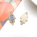 Connettore mano di Hamsa con smalto a scacchi blu e bianco e strass scintillanti - Stile Mano di Fatima (16539) / 14x23mm