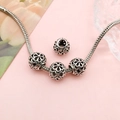 Vintage silver hollow floral spacer beads set on a snake chain bracelet accessory - Hollow Pattern (16478) / 1 Piece / Antique Silver