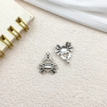 Vintage silver crab charms with relief texture and hollow back for DIY jewelry making - Marine Crab 14x16mm (11308)