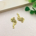 Antique gold flamingo alloy charms with detailed feather texture for DIY jewelry making - Flamingo (10225)